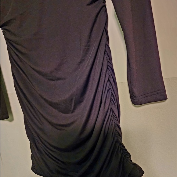 Little Black Dress - Picture 3 of 4